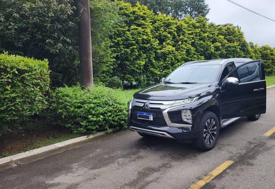 MITSUBISHI PAJERO SPORT 2.4 16V MIVEC TURBO DIESEL HPE-S AWD AUTOMÁTICO